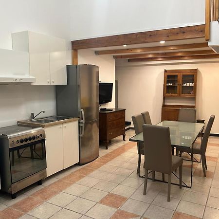 Residence La Lanterna Генуа Екстериор снимка